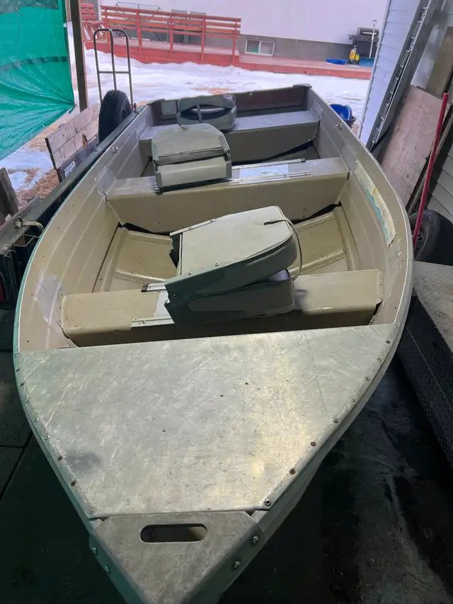 2012 smoker craft  14 ft boat - Photo 3