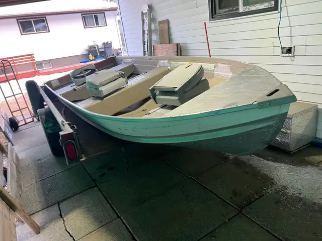 2012 smoker craft  14 ft boat - Photo 4