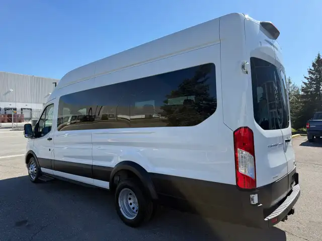 2021 Ford Transit Passenger Wagon Transit T-350 XLT - Passenger - Photo 13