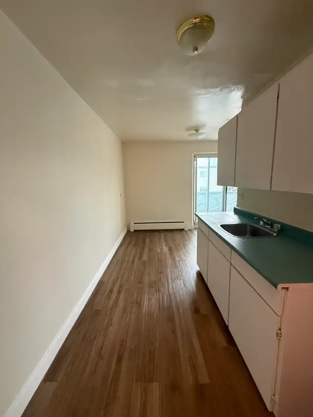 1 or 2 Bedroom Apartment For Rent - Photo 6