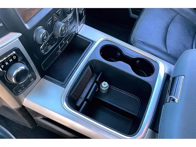 2019 Ram 1500 Classic SLT Crew | Heated Leather | Sunroof | NAV - Photo 14