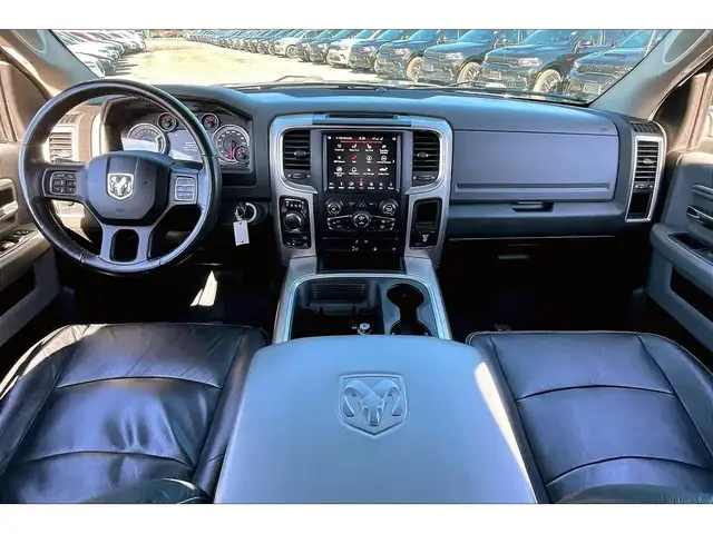 2019 Ram 1500 Classic SLT Crew | Heated Leather | Sunroof | NAV - Photo 15