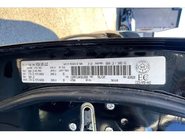 2019 Ram 1500 Classic SLT Crew | Heated Leather | Sunroof | NAV - Photo 34