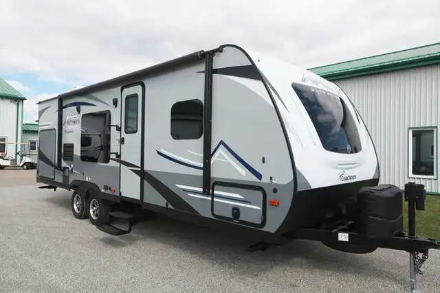 2019 Coachmen Apex Ultra Lite 251 RBK