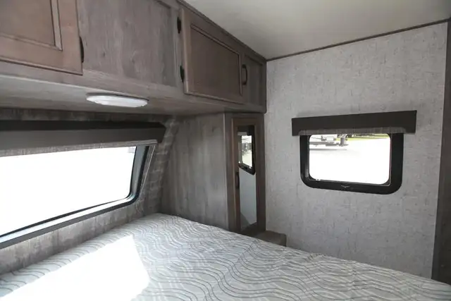 2019 Coachmen Apex Ultra Lite 251 RBK - Photo 10
