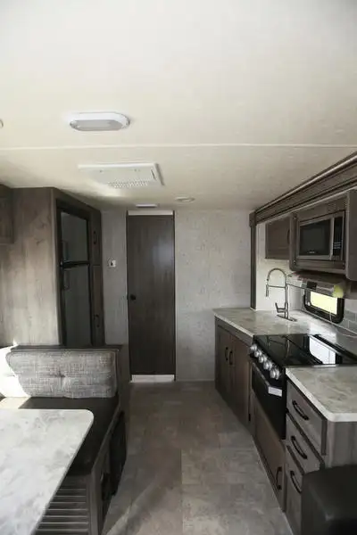 2019 Coachmen Apex Ultra Lite 251 RBK - Photo 15