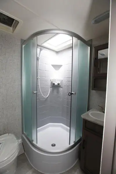 2019 Coachmen Apex Ultra Lite 251 RBK - Photo 18