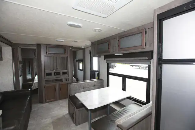 2019 Coachmen Apex Ultra Lite 251 RBK - Photo 25