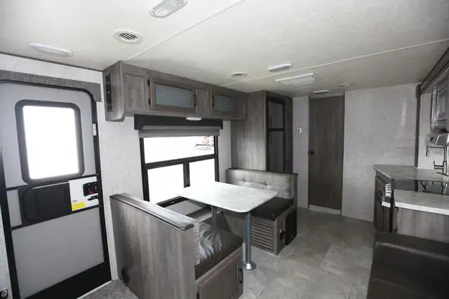 2019 Coachmen Apex Ultra Lite 251 RBK - Photo 28
