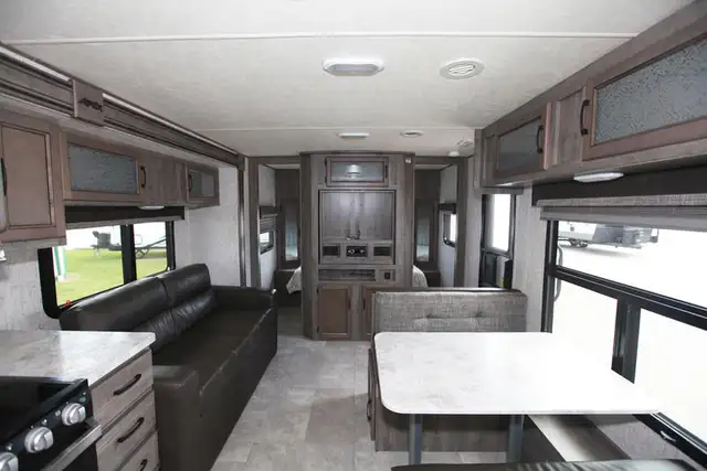 2019 Coachmen Apex Ultra Lite 251 RBK - Photo 31
