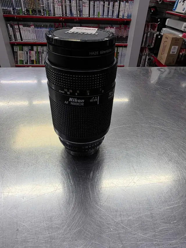 lentille de camera Nikon 70-210mm