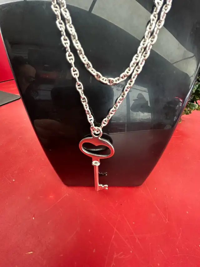 chaîne argent avec clé - Photo 3