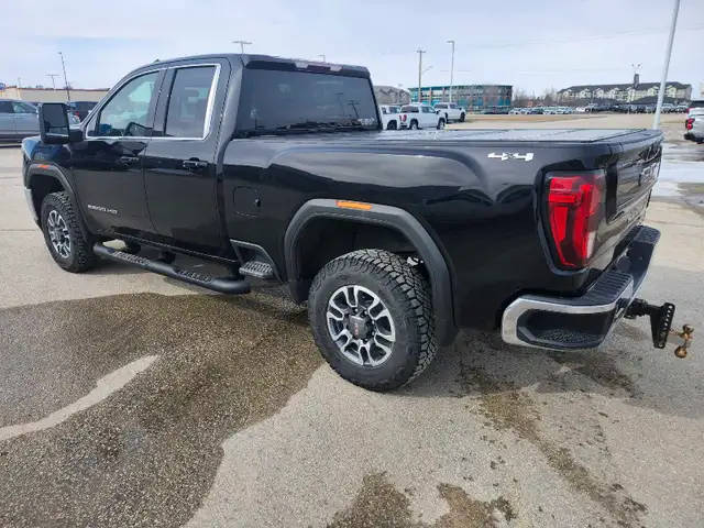 2022 GMC Sierra 2500HD - Photo 3