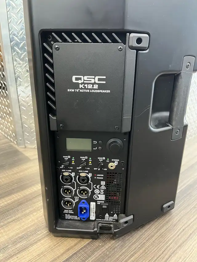 QSC k12.2 Powered Monitor - Photo 2