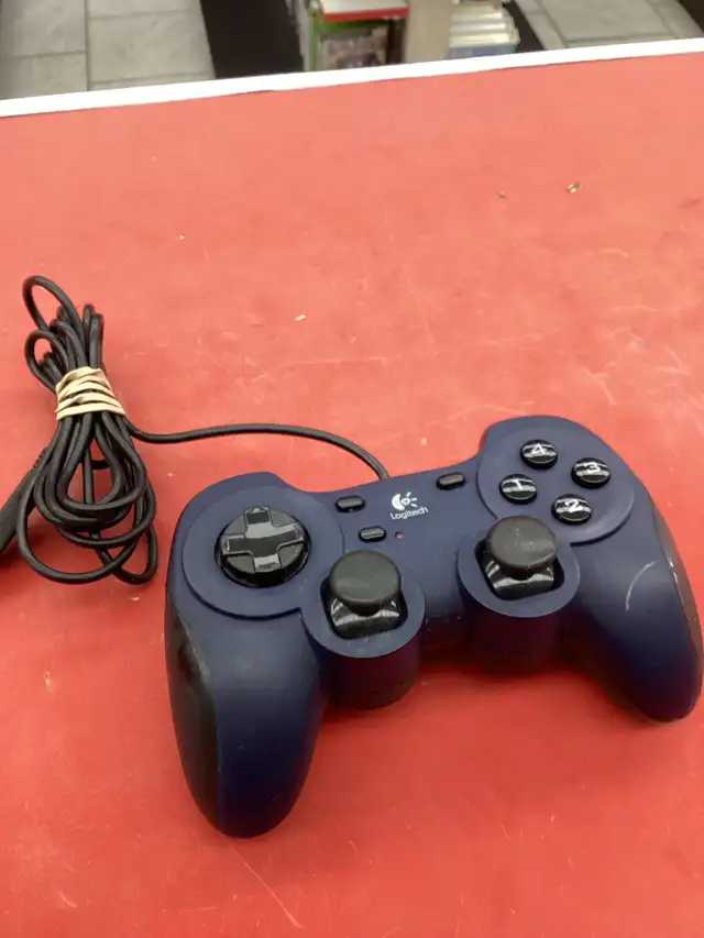 Manette d’ordinateur Logitech