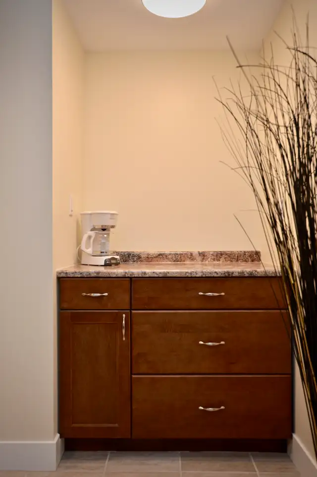 Fully Furnished 2 Bed Suite For Rent in Drayton Valley - Photo 4