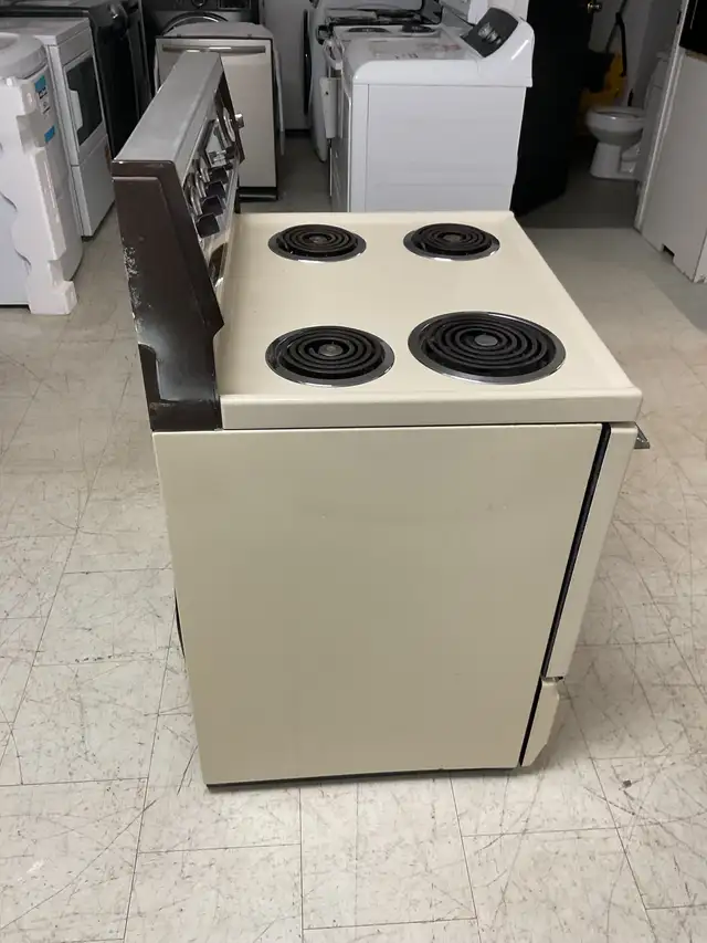 (USED)Admiral Stove -90-day warranty-Free Local delivery - Photo 5