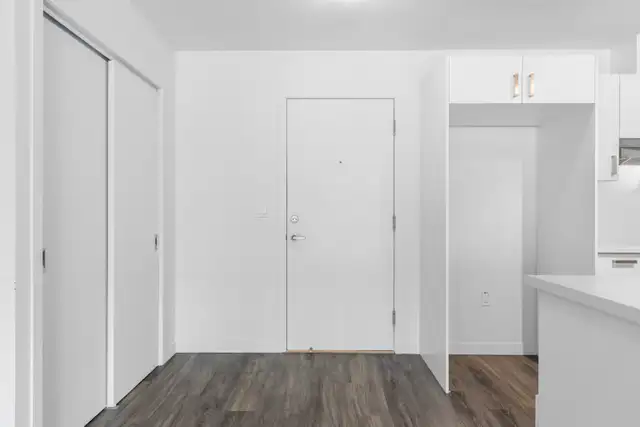 4 ½  avec Garage & Piscines – Châteauguay – Libre Juillet - Photo 7