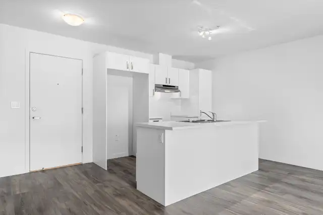 4 ½  avec Garage & Piscines – Châteauguay – Libre Juillet - Photo 8