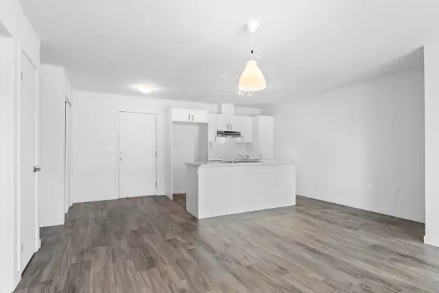 4 ½  avec Garage & Piscines – Châteauguay – Libre Juillet - Photo 11