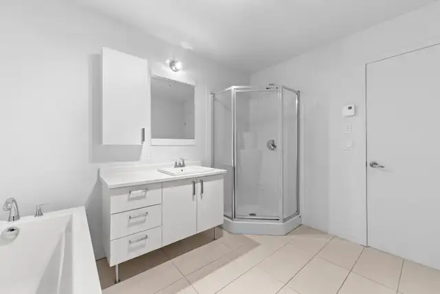 4 ½  avec Garage & Piscines – Châteauguay – Libre Juillet - Photo 19