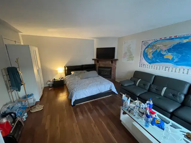 SQ1, UTM, Heartland room for rent