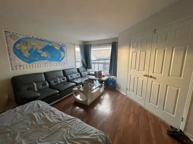 SQ1, UTM, Heartland room for rent - Photo 2