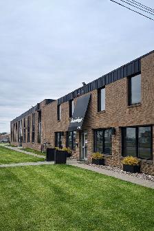 ✨ COMMERCIAL SPACE FOR RENT  Côte-Vertu, Montréal ✨