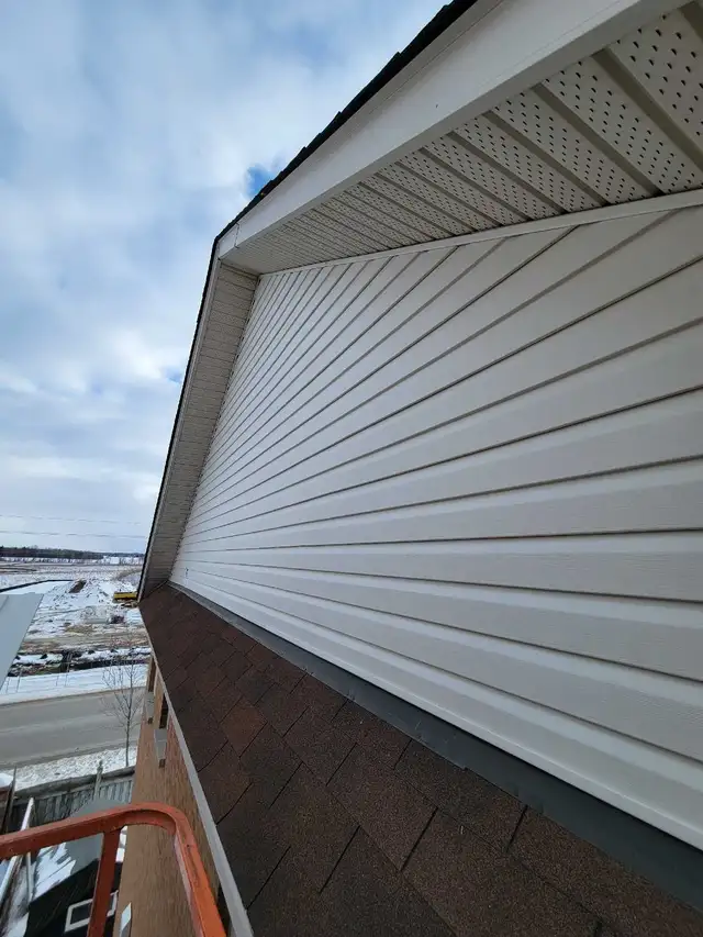 gutters-Eavestrough, soffit, fascia, siding etc - Photo 5