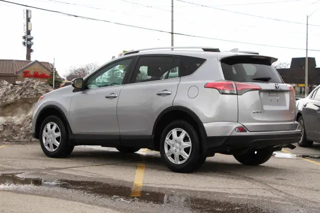 2017 Toyota RAV4 LE Certified 2 Year Warranty - Photo 5