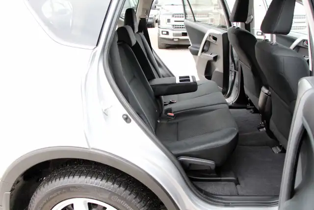 2017 Toyota RAV4 LE Certified 2 Year Warranty - Photo 14