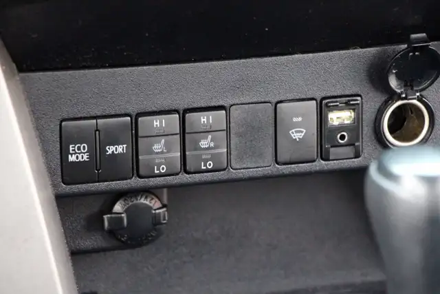 2017 Toyota RAV4 LE Certified 2 Year Warranty - Photo 26