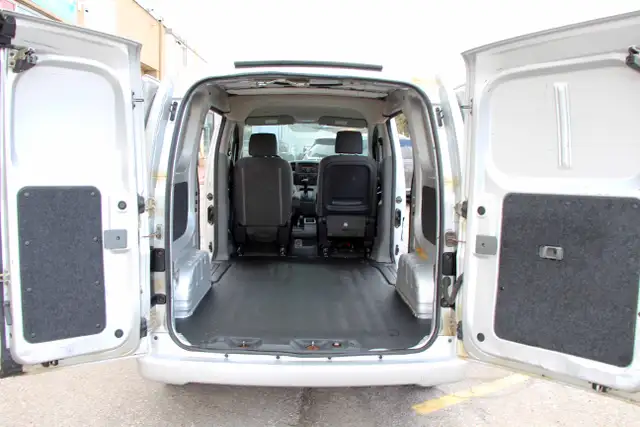 2013 Nissan NV200 SV Certified 2 Year Warranty - Photo 9