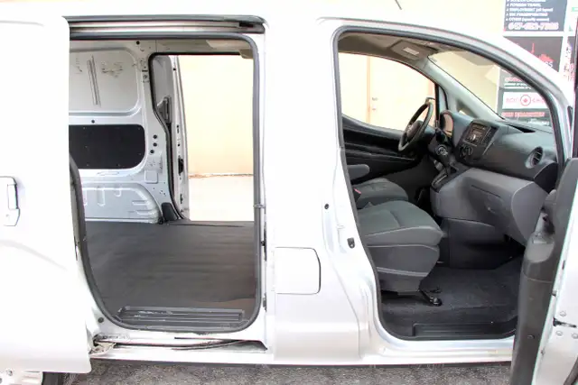 2013 Nissan NV200 SV Certified 2 Year Warranty - Photo 12