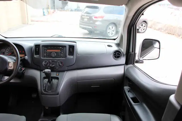 2013 Nissan NV200 SV Certified 2 Year Warranty - Photo 19