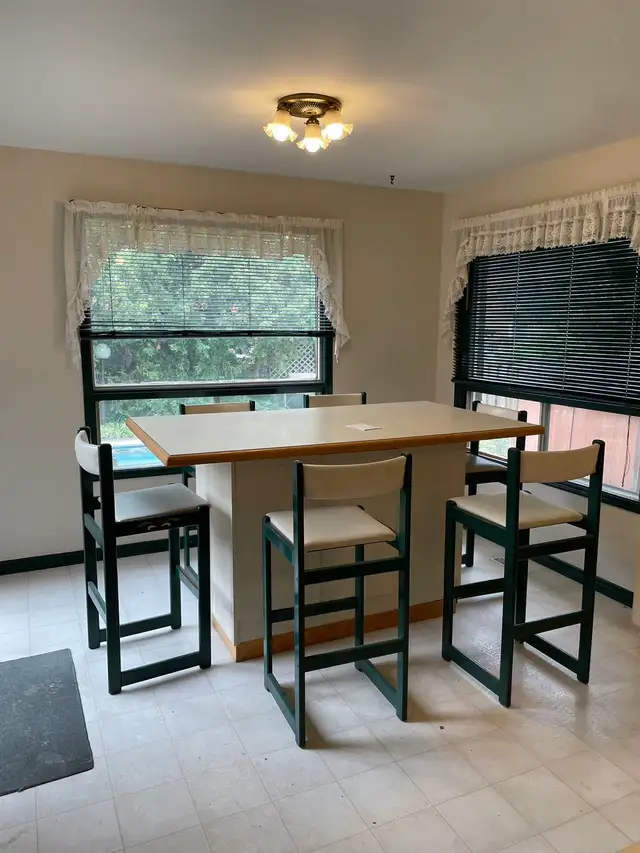 Mississauga Dixie Road/ Eglinton Ave 4 bedrooms detached house - Photo 3