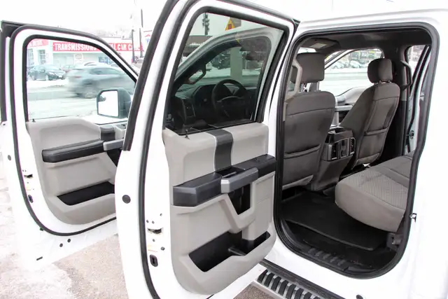 2018 Ford F-150 XLT 4x4 5.0L Crew 6.5FtBed Certified 2 Year W - Photo 10