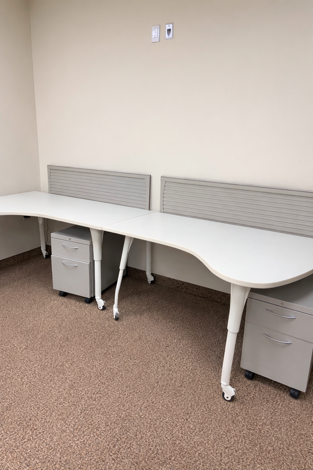 Desks/ L-Shape 42x60 workstations with Mobile drawers $249.99 - Photo 2