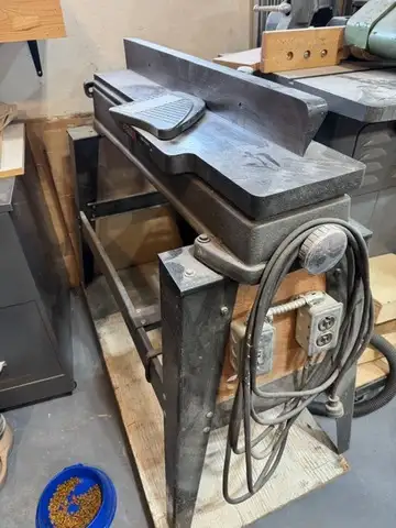 WOODWORKING TOOLS  MORE RETIREMENT AUCTION LIVE April 25 @1 pm - Photo 2