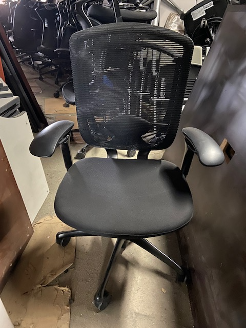 Teknion Contessa chairs 10/10 in new condition $499.99 each - Photo 3