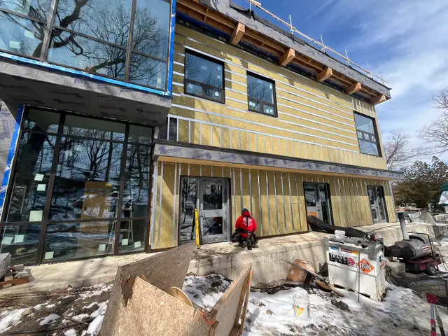 Exterior Contractor Booking Work - Photo 2