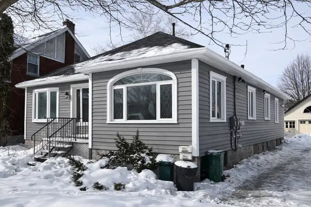 Exterior Contractor Booking Work - Photo 6