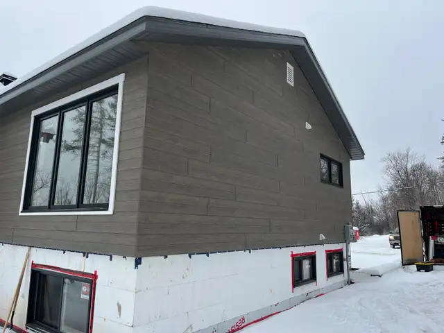 Exterior Contractor Booking Work - Photo 7