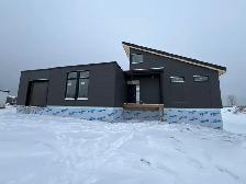 Exterior Contractor Booking Work - Photo 10