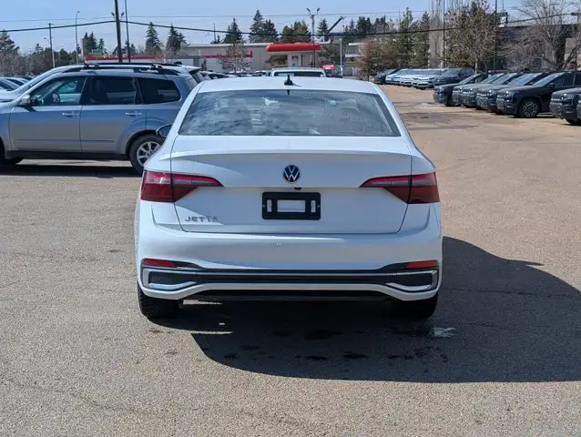 2024 Volkswagen Jetta Highline - Photo 5