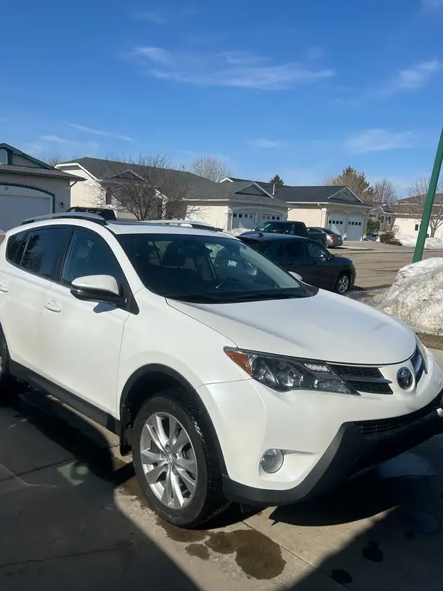 Toyata Rav4 - Photo 2