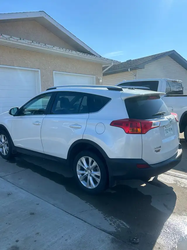 Toyata Rav4 - Photo 3