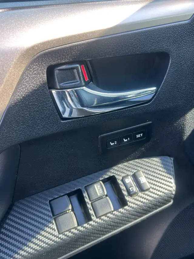 Toyata Rav4 - Photo 7