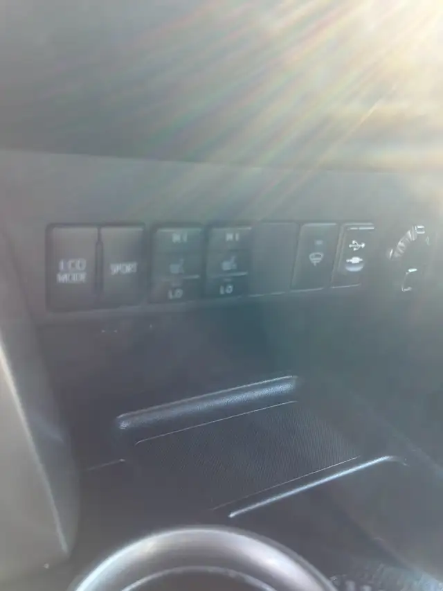 Toyata Rav4 - Photo 10