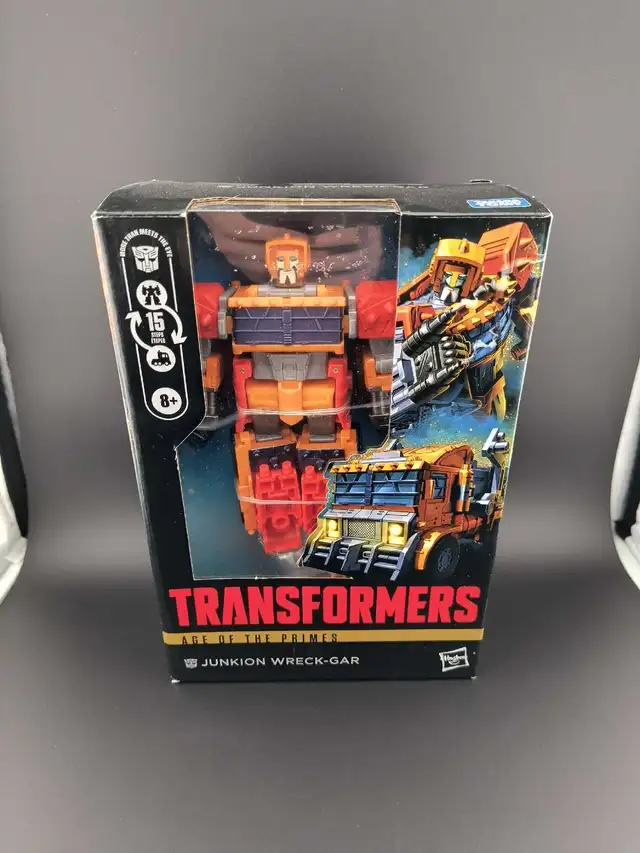 TRANSFORMERS AGE OF THE PRIMES JUNKION WRECK-GAR